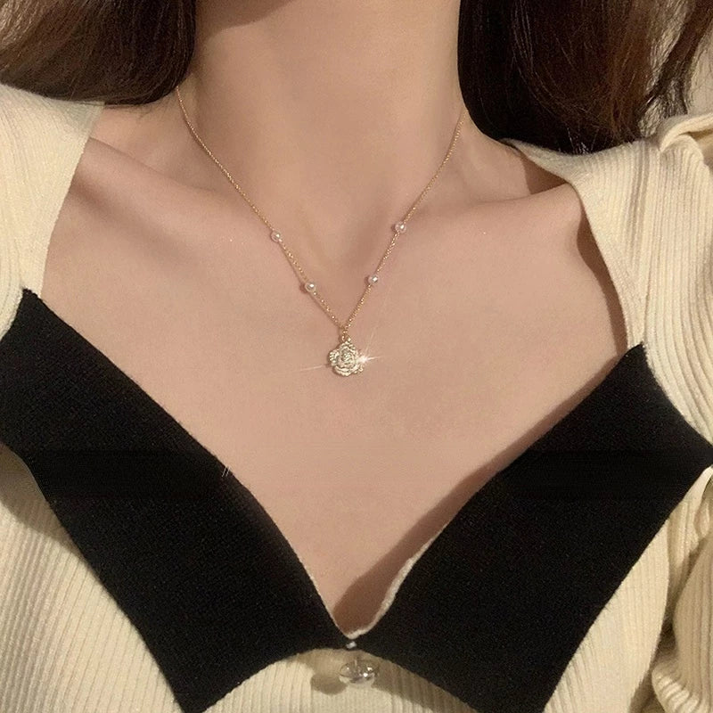 ▪︎ Collar Camelia con Perla Elegance